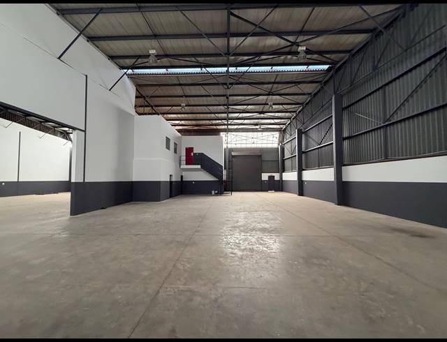 771M² WAREHOUSE TO LET IN RANDJESPARK